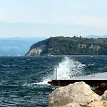 Floating House Adela *