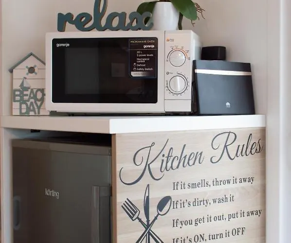 Floating House Adela * Πορτορόζ