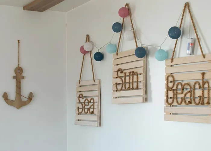 Floating House Adela *