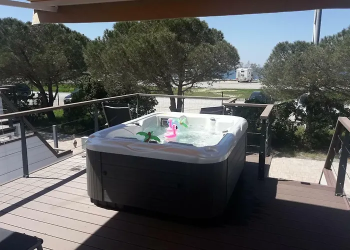 Floating House Adela Σπίτι διακοπών *